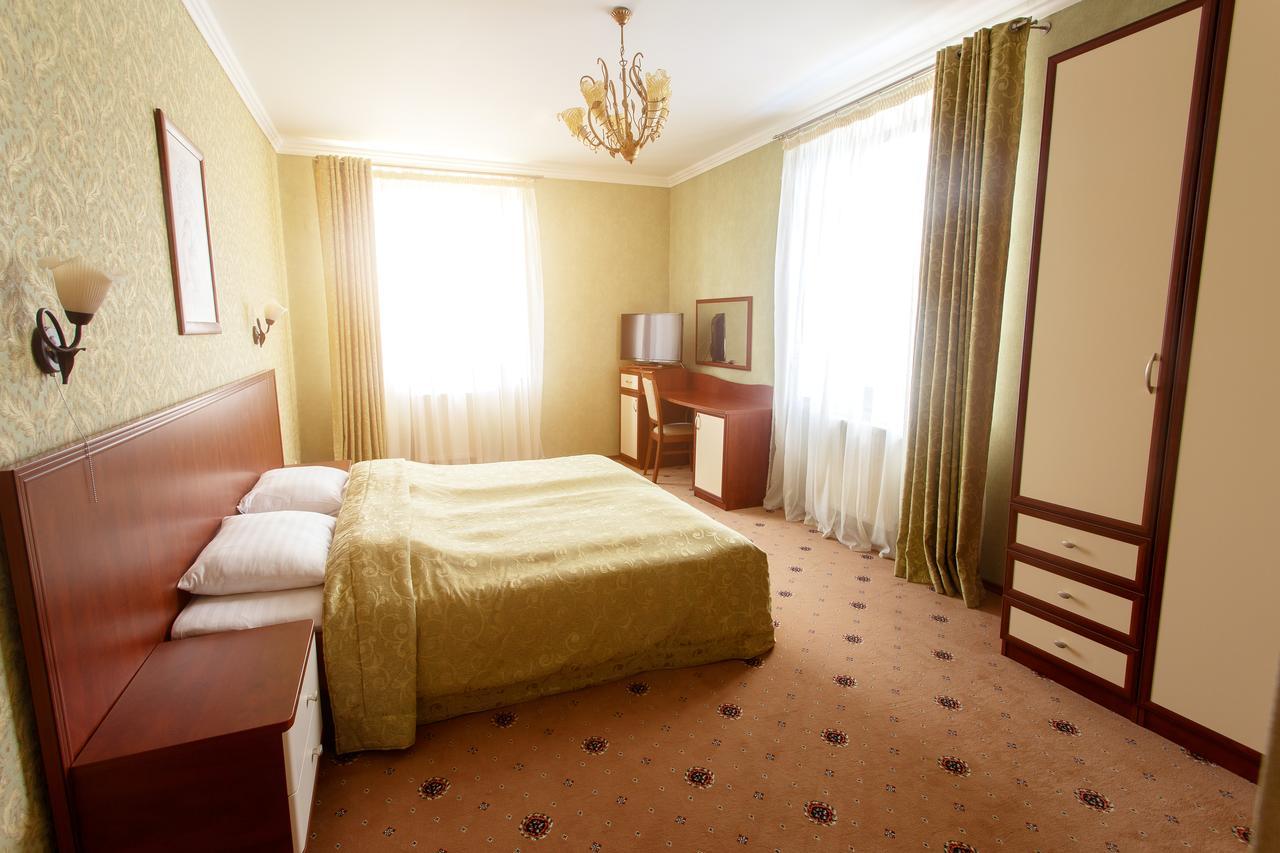 Pansionat Paradiz Hotel Polyána Kültér fotó