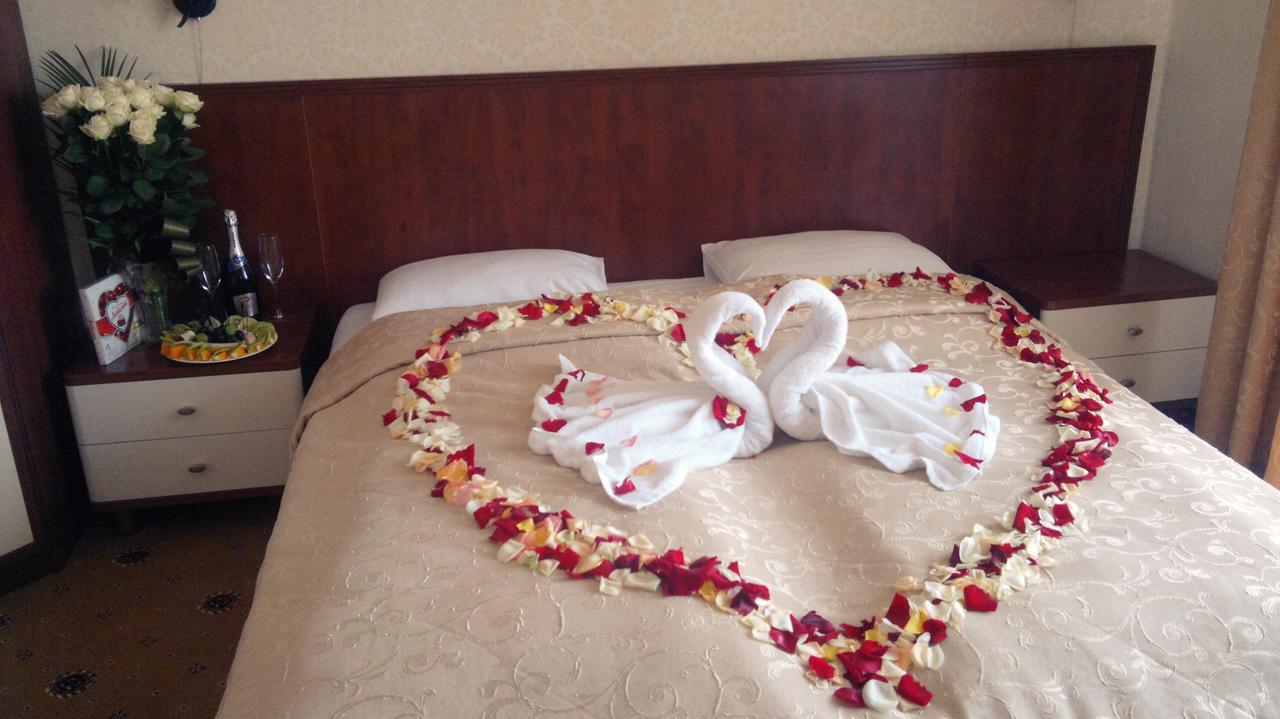 Pansionat Paradiz Hotel Polyána Kültér fotó