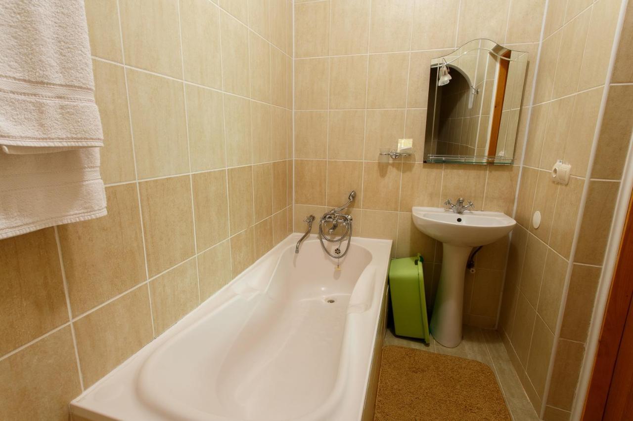 Pansionat Paradiz Hotel Polyána Kültér fotó
