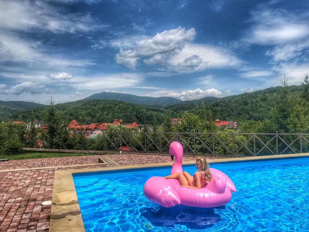 Pansionat Paradiz Hotel Polyána Kültér fotó